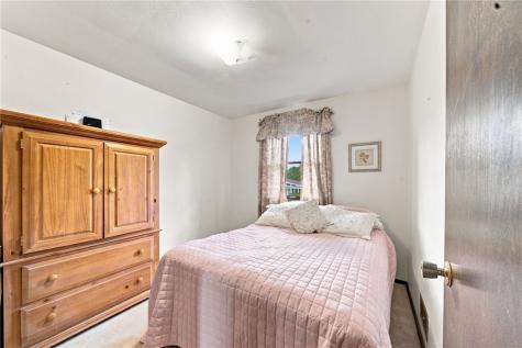 338 Evergreen Drive East Huntingdon PA 15666