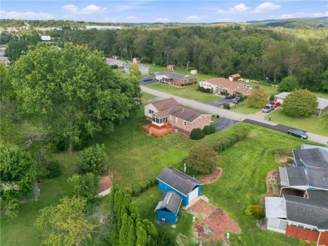 338 Evergreen Drive East Huntingdon PA 15666