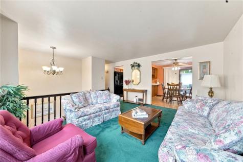 338 Evergreen Drive East Huntingdon PA 15666