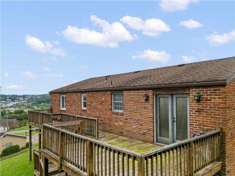 95 Milbeck Drive N Franklin Township PA 15301