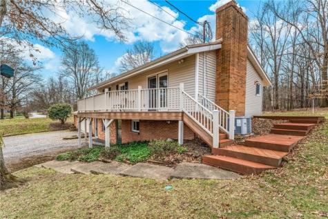 679 Latonka Drive Coolspring Township PA 16137