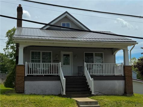 133 W Cooper Street Slippery Rock Boro PA 16057
