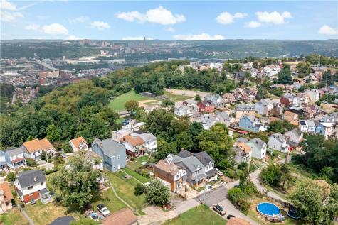 1815 Waite Street Arlington PA 15210