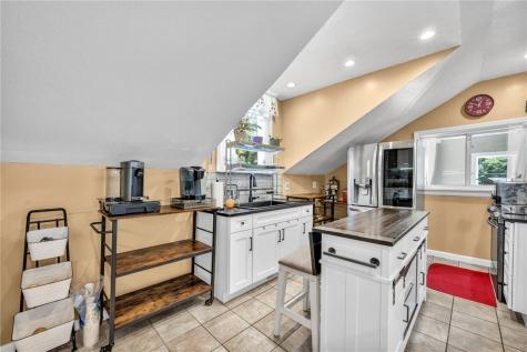 159 Murdocksville Road Hanover Township PA 15026