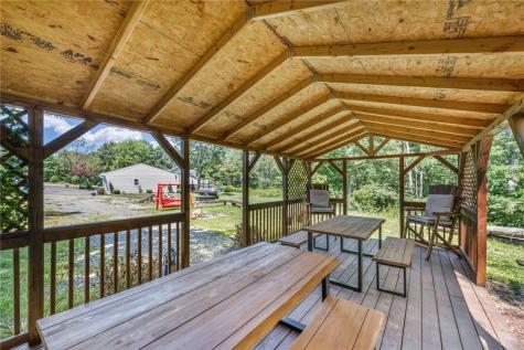 159 Murdocksville Road Hanover Township PA 15026