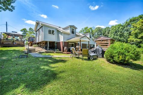 159 Murdocksville Road Hanover Township PA 15026