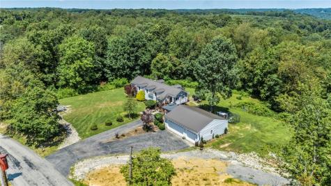 159 Murdocksville Road Hanover Township PA 15026