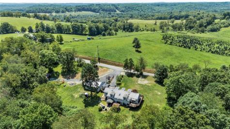 159 Murdocksville Road Hanover Township PA 15026