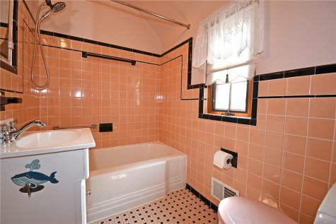 506 Fisher Street Arlington PA 15210