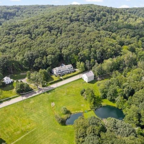 2062 Kittanning Pike Parker Township PA 16049