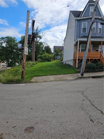 3630 Ridgway Street Hill District PA 15213