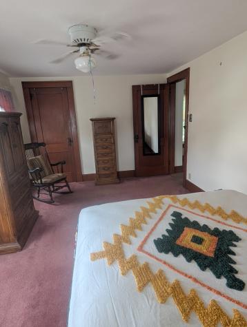 136 4th Street Monaca PA 15061