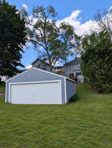 136 4th Street Monaca PA 15061