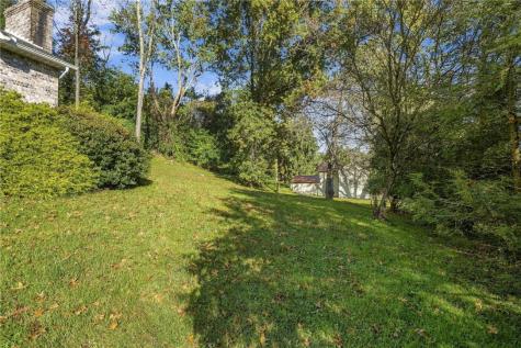 758 Harvey Avenue City Of Greensburg PA 15601
