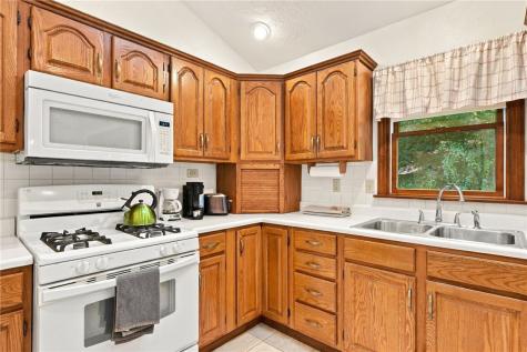 758 Harvey Avenue City Of Greensburg PA 15601