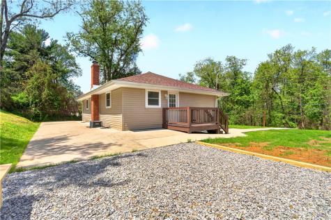 1590 Grange Road Fallowfield Township PA 15022