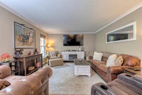162 Janyce Drive Hempfield Township PA 15601
