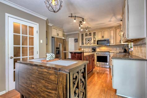 162 Janyce Drive Hempfield Township PA 15601