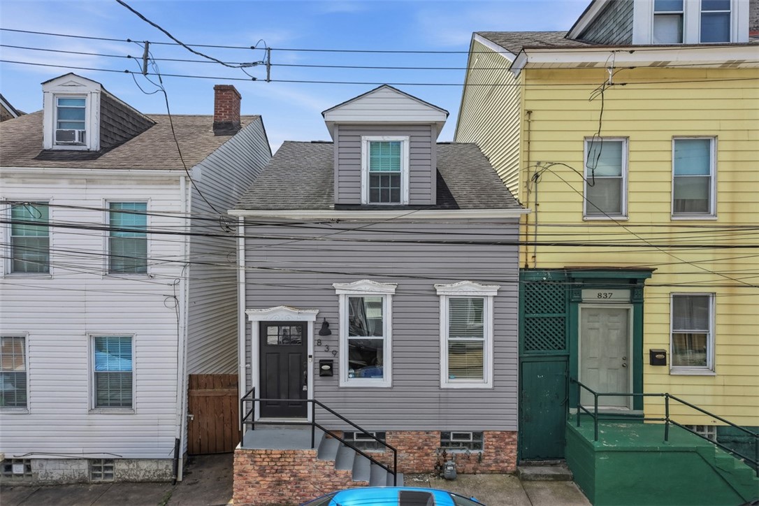 839 Tripoli Street East Allegheny PA 15212