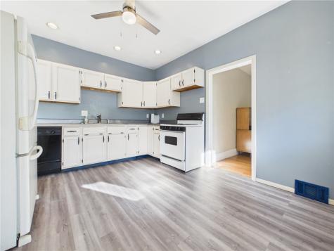 1872 Greenleaf Street West End PA 15203