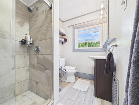 1872 Greenleaf Street West End PA 15203