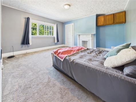 1872 Greenleaf Street West End PA 15203