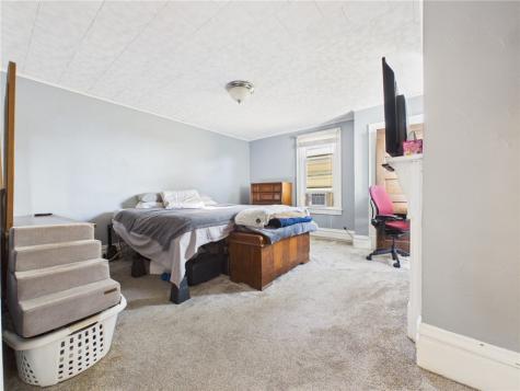 1872 Greenleaf Street West End PA 15203