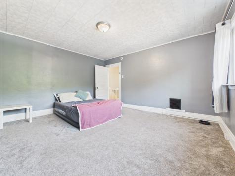 1872 Greenleaf Street West End PA 15203