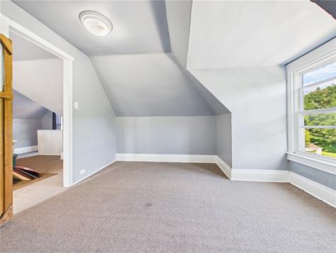 1872 Greenleaf Street West End PA 15203