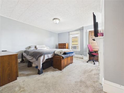 1872 Greenleaf Street West End PA 15203