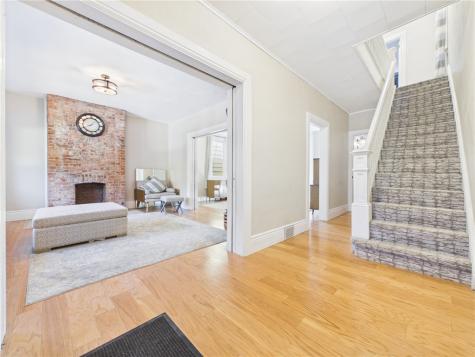 1872 Greenleaf Street West End PA 15203