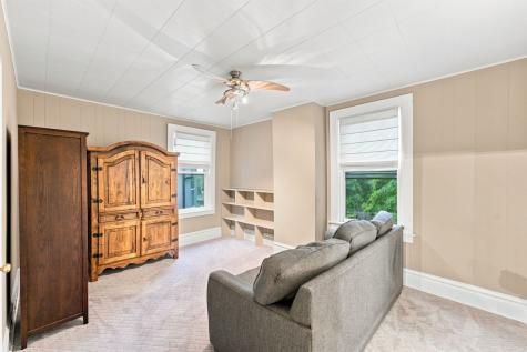 265 Maple Avenue Edgewood PA 15218
