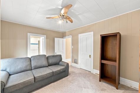 265 Maple Avenue Edgewood PA 15218