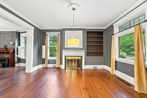 265 Maple Avenue Edgewood PA 15218
