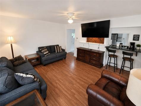 246 Freidel Street Whitaker PA 15120