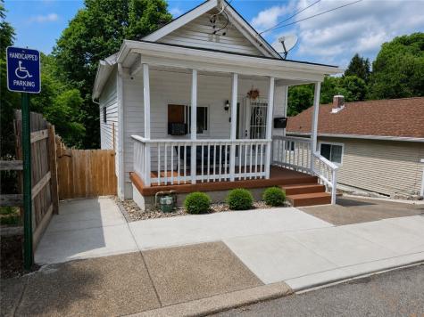 246 Freidel Street Whitaker PA 15120