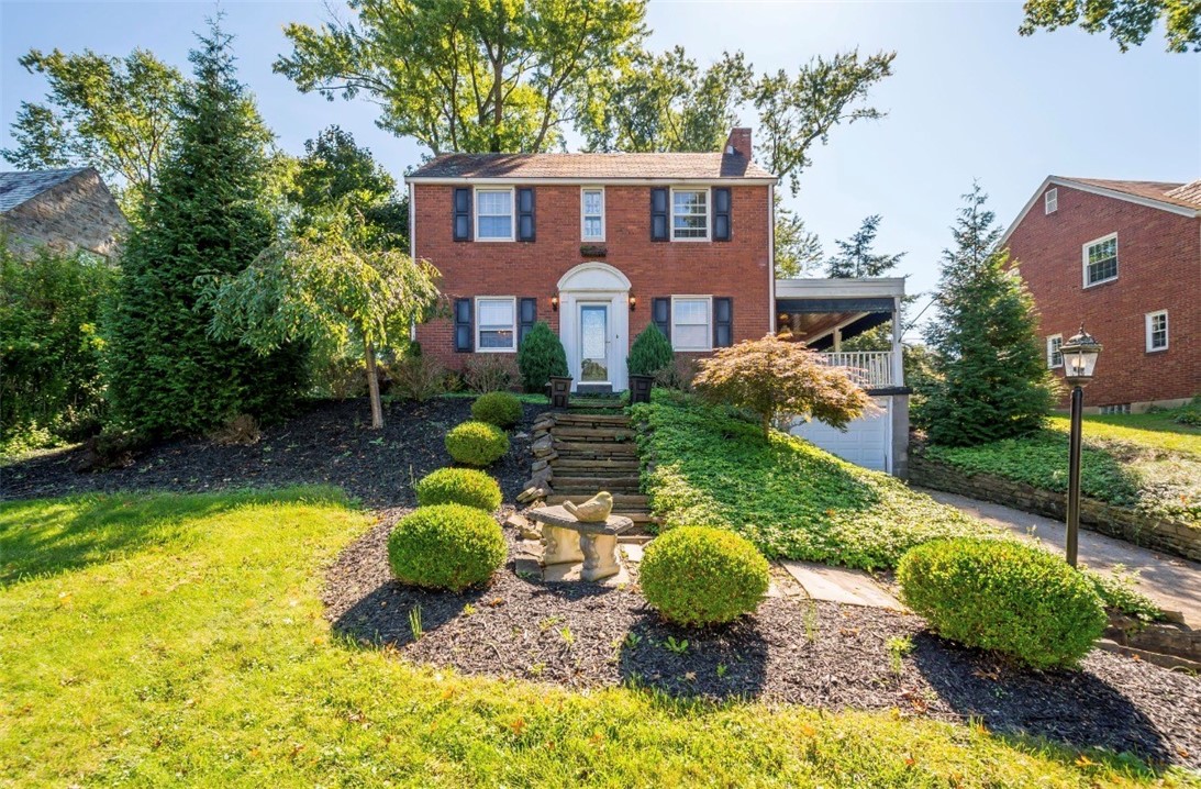 4703 Rolling Hills Road Whitehall PA 15236