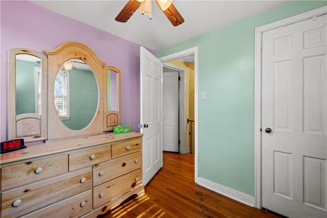 4703 Rolling Hills Road Whitehall PA 15236