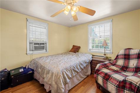 4703 Rolling Hills Road Whitehall PA 15236