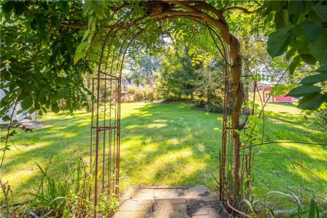 4703 Rolling Hills Road Whitehall PA 15236