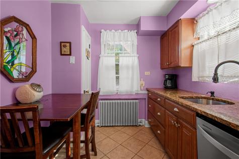 4703 Rolling Hills Road Whitehall PA 15236