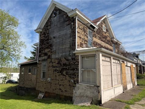 221 N Gallatin Avenue Uniontown PA 15401