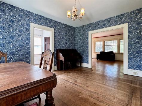 22 Rosedale Avenue Greenville Boro PA 16125