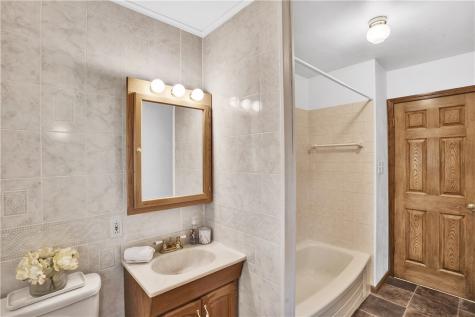 217 Eleanor Drive Latrobe PA 15650