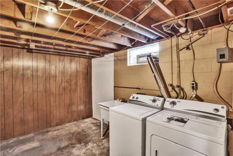 217 Eleanor Drive Latrobe PA 15650