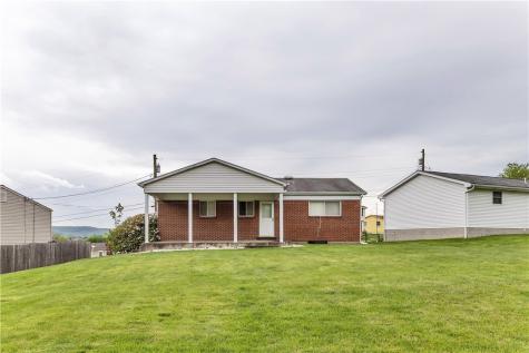 217 Eleanor Drive Latrobe PA 15650