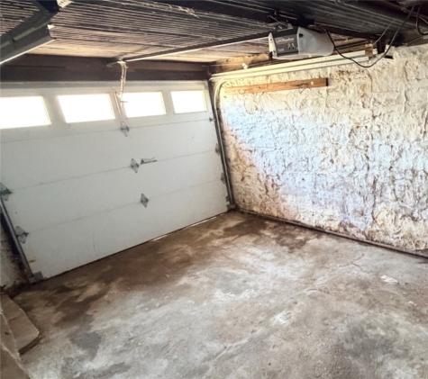 218 W Fulton Street City Of But Nw PA 16001