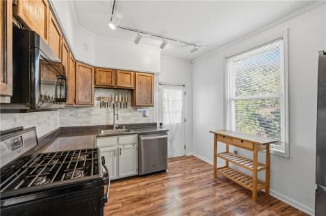 610 Ravenswood Avenue Ross Township PA 15202