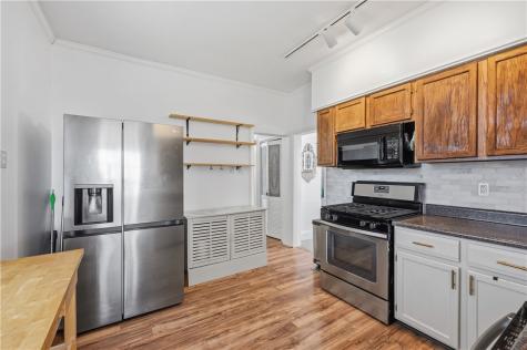 610 Ravenswood Avenue Ross Township PA 15202
