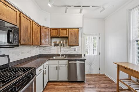 610 Ravenswood Avenue Ross Township PA 15202